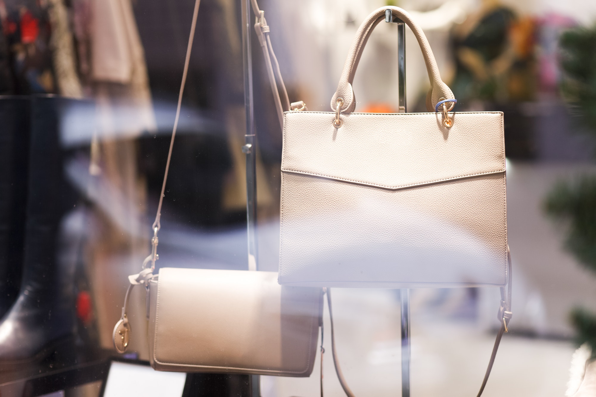 how-much-do-pawn-shops-pay-for-designer-handbags-pawnbroking